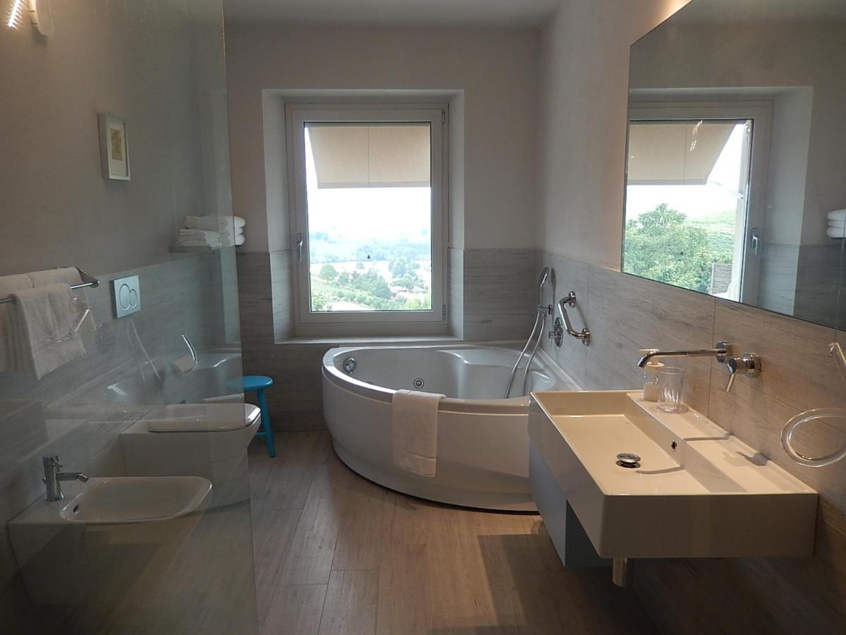 B&B Bionzo16 Calosso Eksteriør bilde